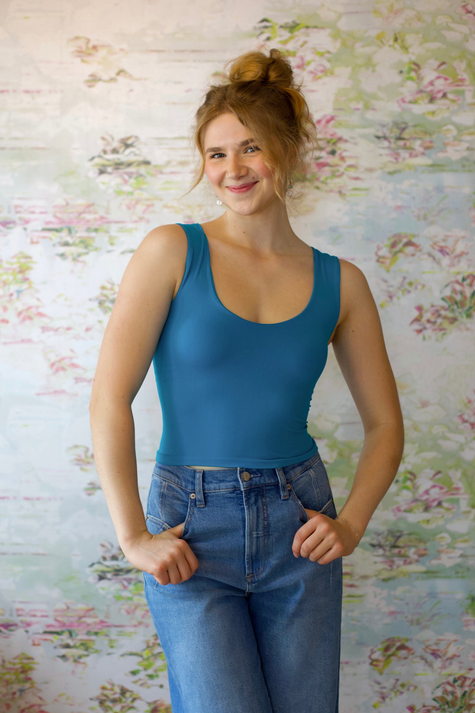 Clean Lines Muscle Cami | Hyper Teal
