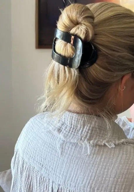 Round Flat Hair Clip | Medium | Jet Black