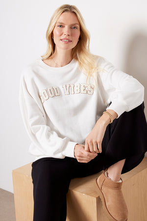 Good Vibes Sweatshirt | Sandstone