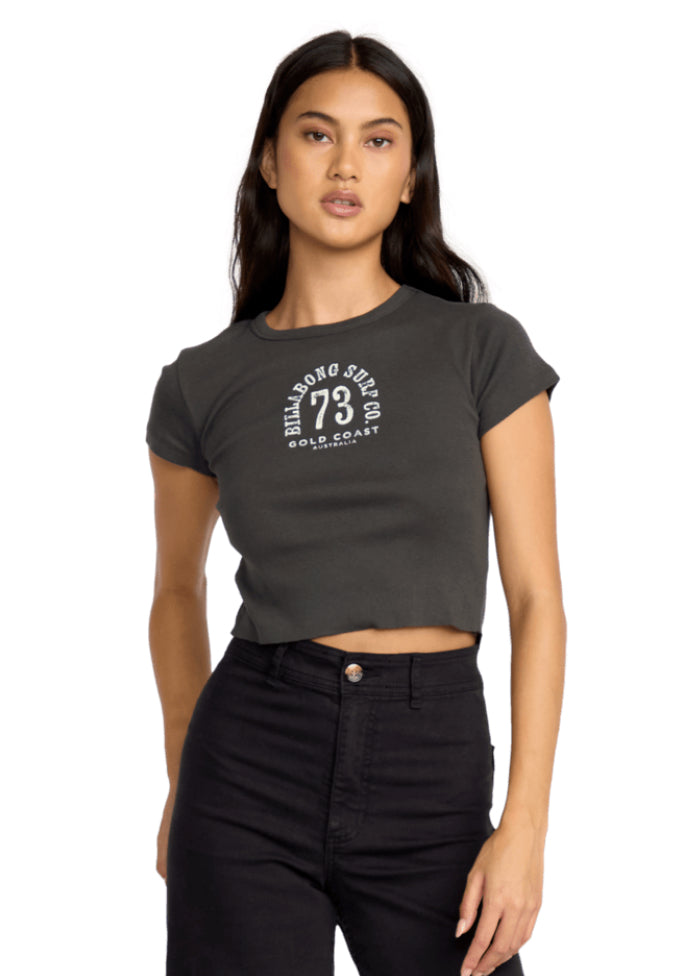 Walking Slow Tee | Off Black