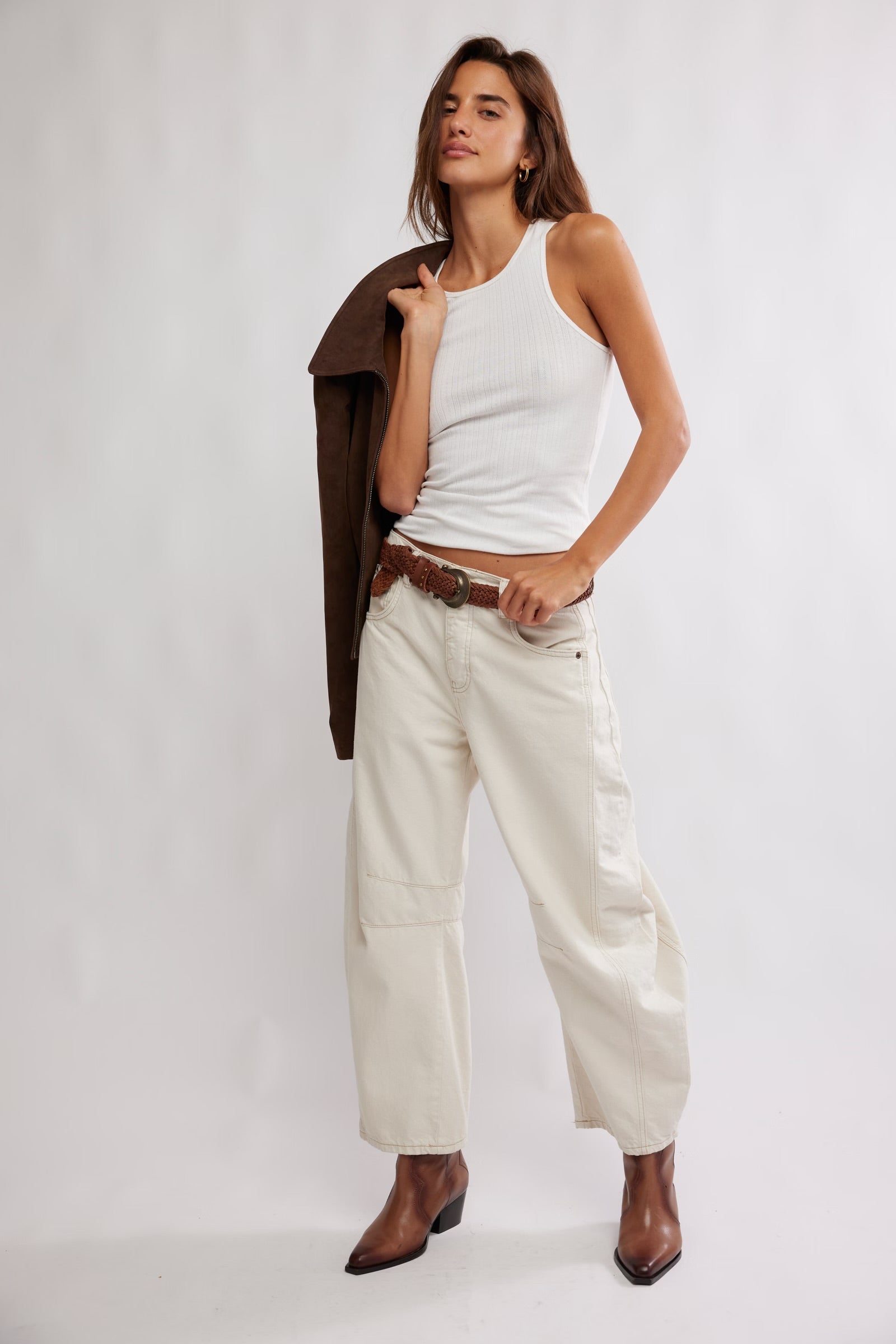 Good Luck Mid Rise Barrel Jeans | Milk