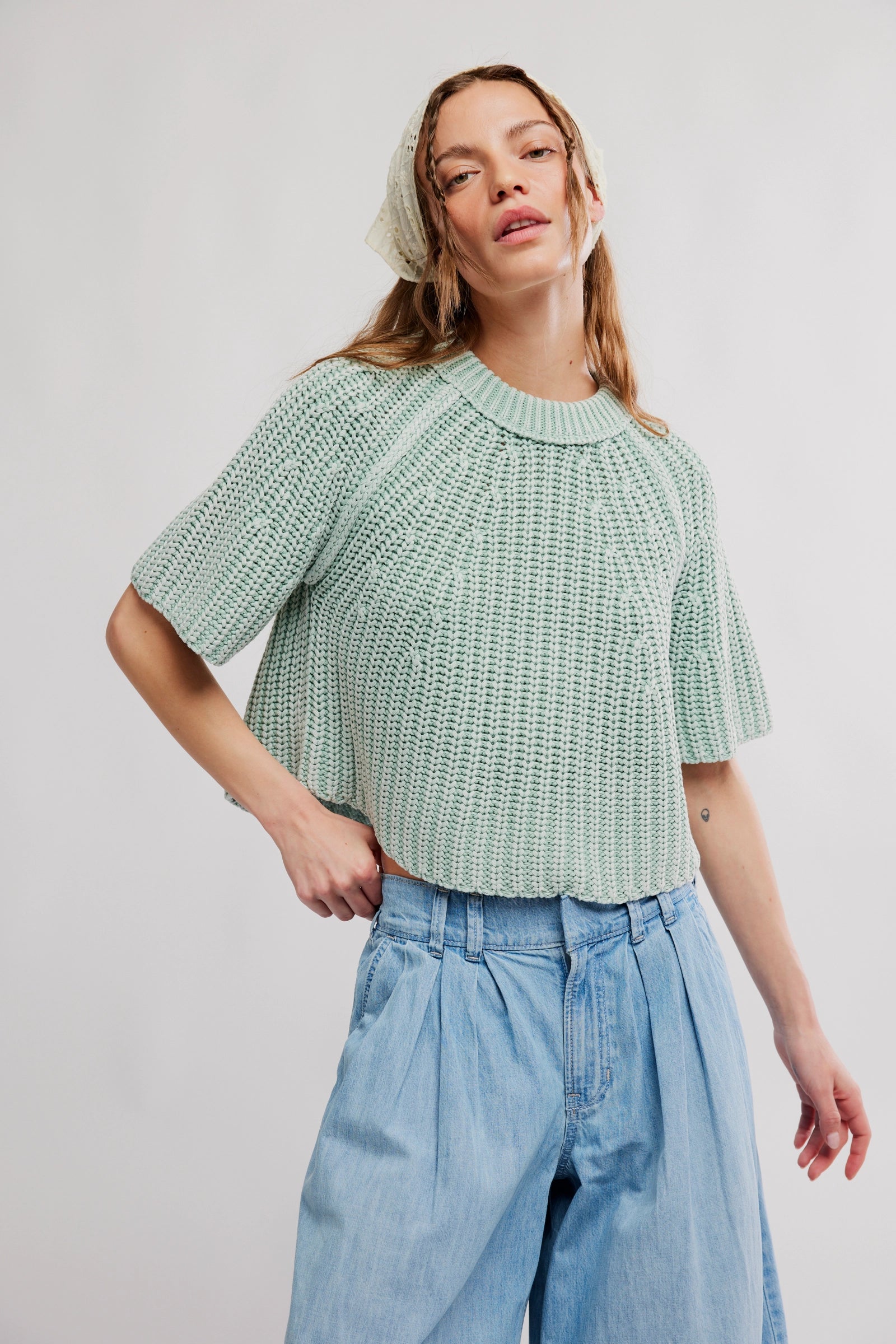 Amy Sweater Tee | Cameo Green